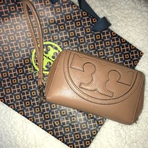 Tory Burch wallet